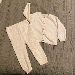 18 month 2 piece set.